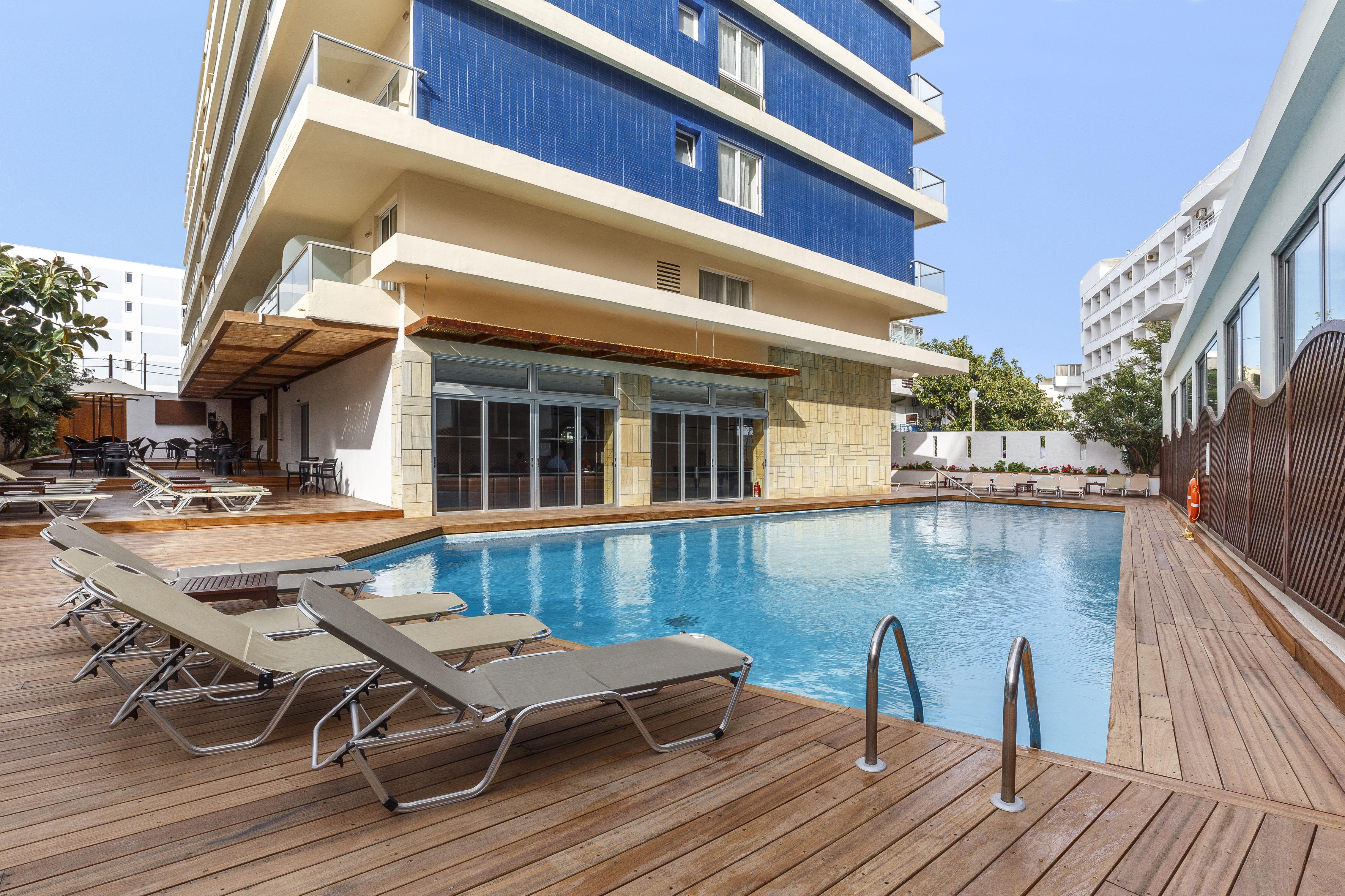 Athena Hotell 3*