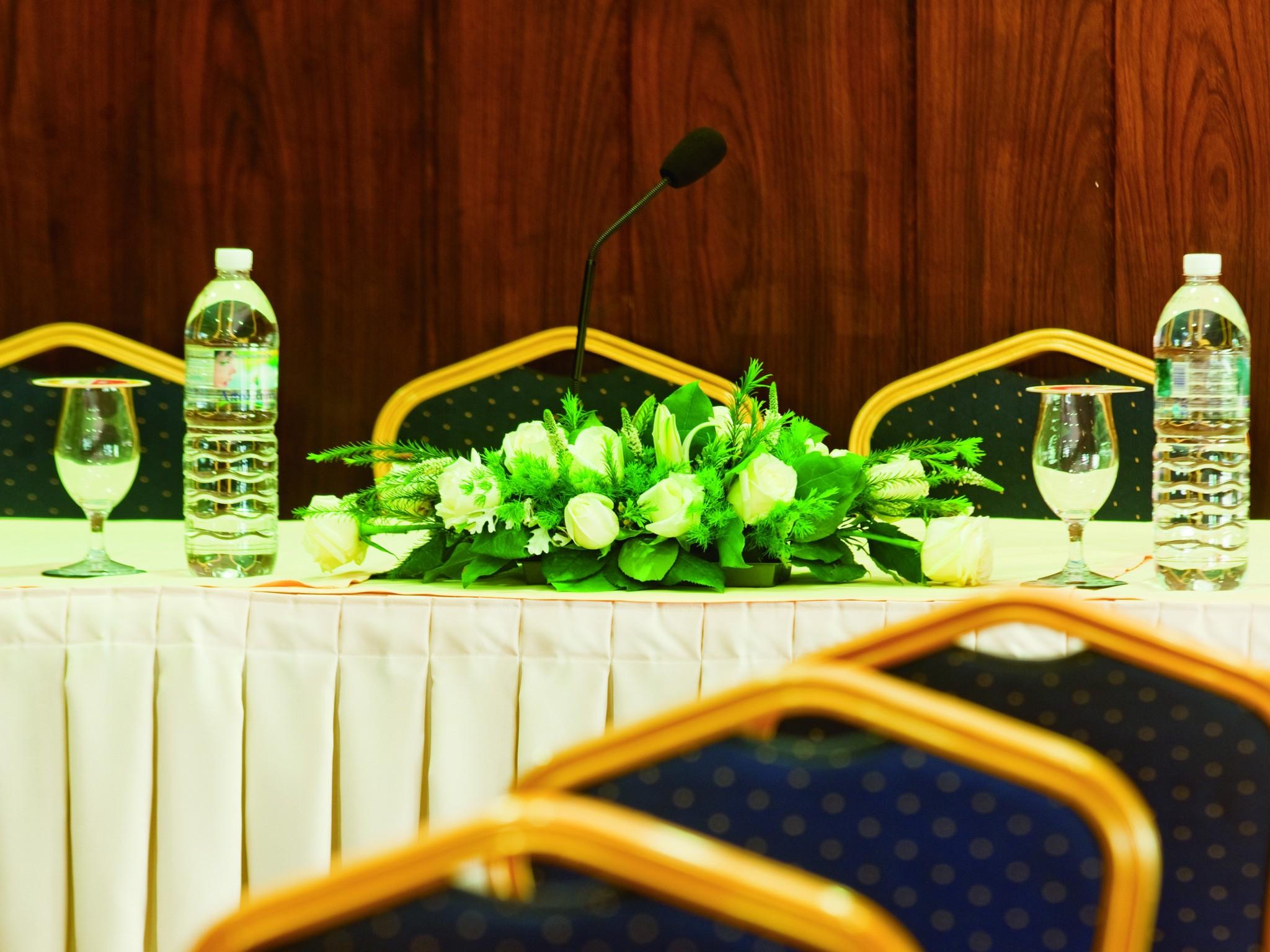 Athena Hotel 3*